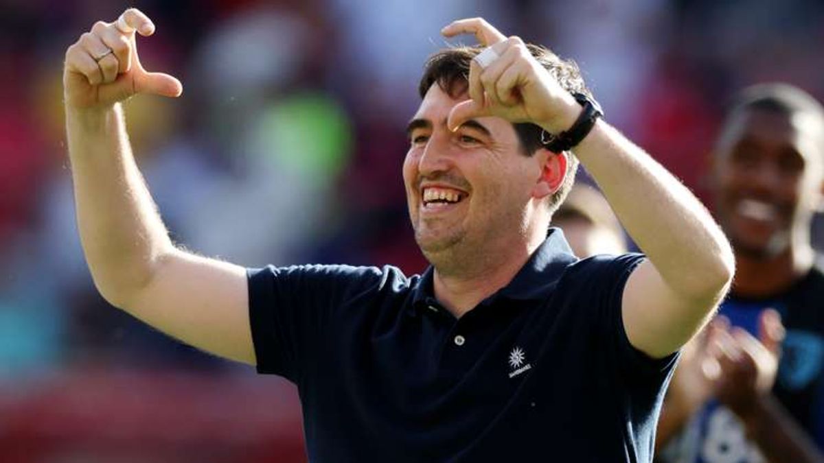 The Rising Star: Andoni Iraola's Journey to AC Milan Shortlist and Crystal Palace's Interest in Bournemouth Boss