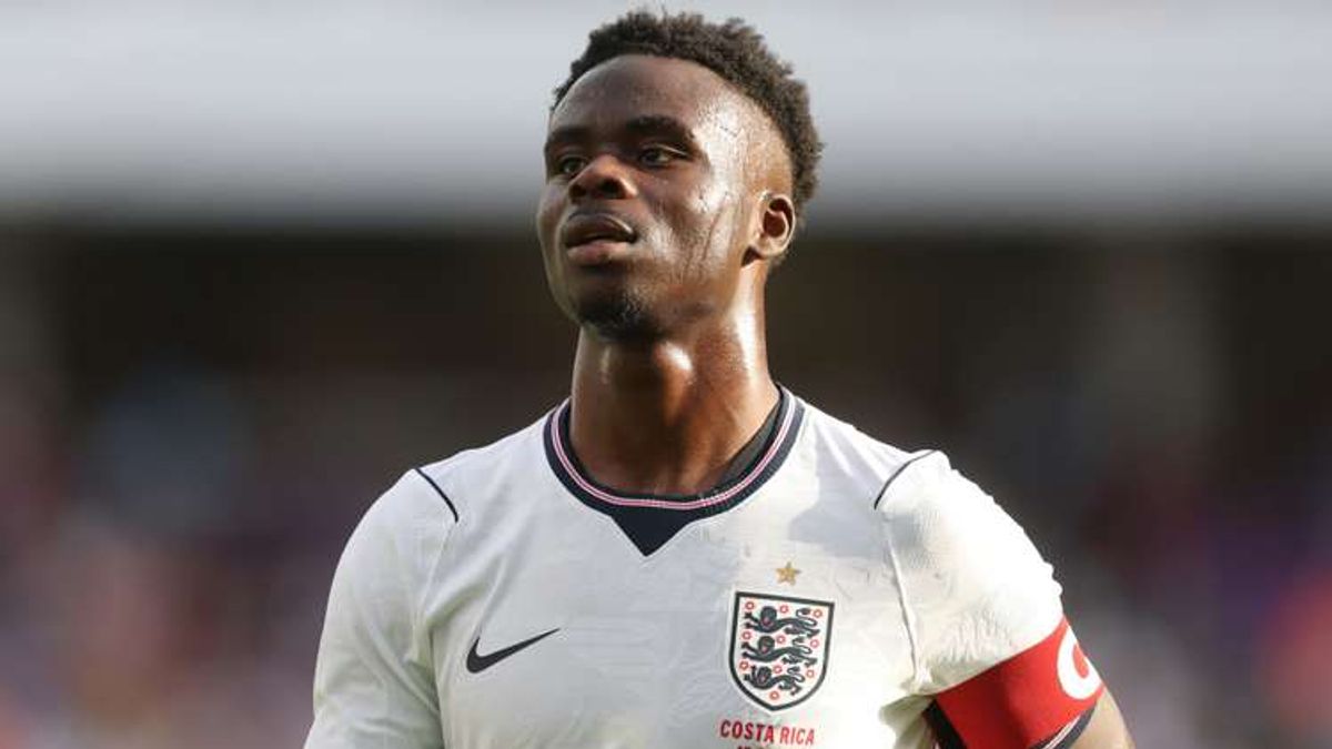 Unleashing Bukayo Saka's Goal-Scoring Potential: Learning from Mohamed Salah's Success