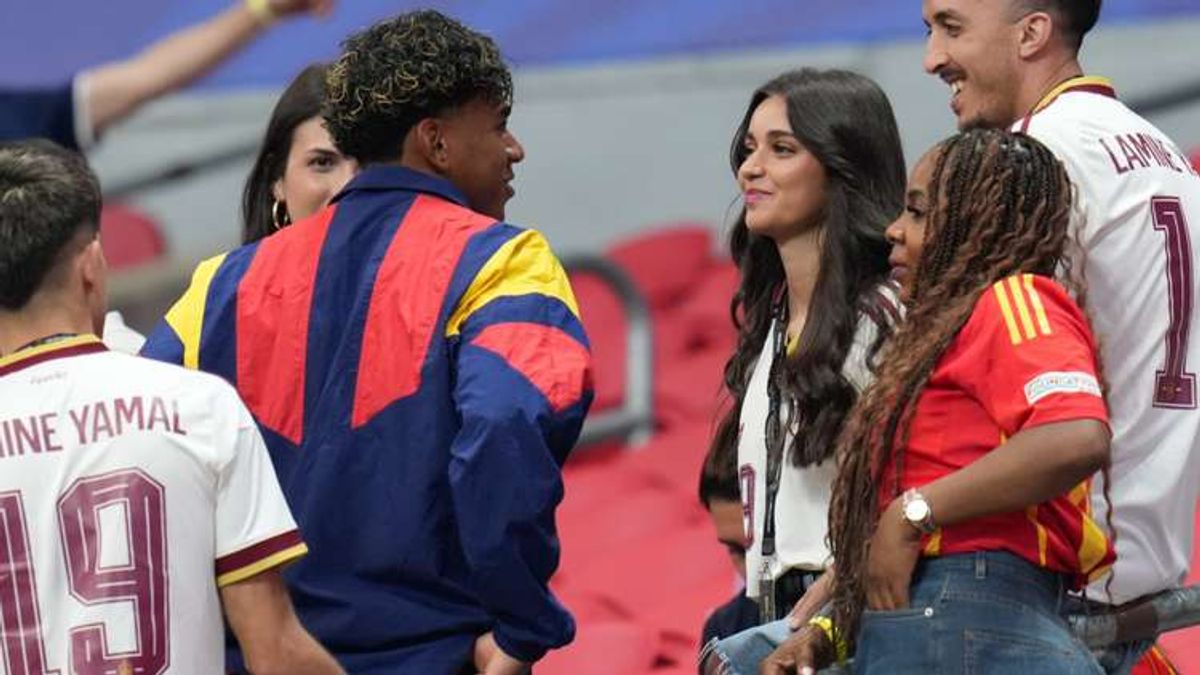 Lamine Yamal Finds Comfort in Ines Garcia as Spain Struggle in World Cup Opener