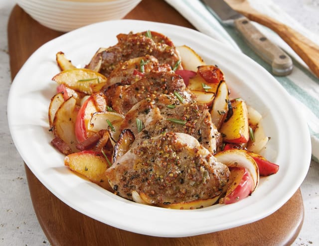 Medalhão de Filé Suíno com Purê de Maçã e Legumes Salteados: Sabor Sofisticado em uma Receita Fácil - Foto da receita pronta