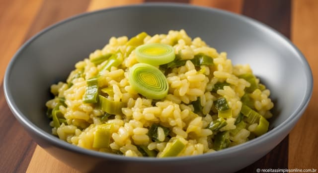 Risoto Cremoso de Alho-Poró com Vinho Branco: Receita Fácil e Deliciosa! - Foto da receita pronta