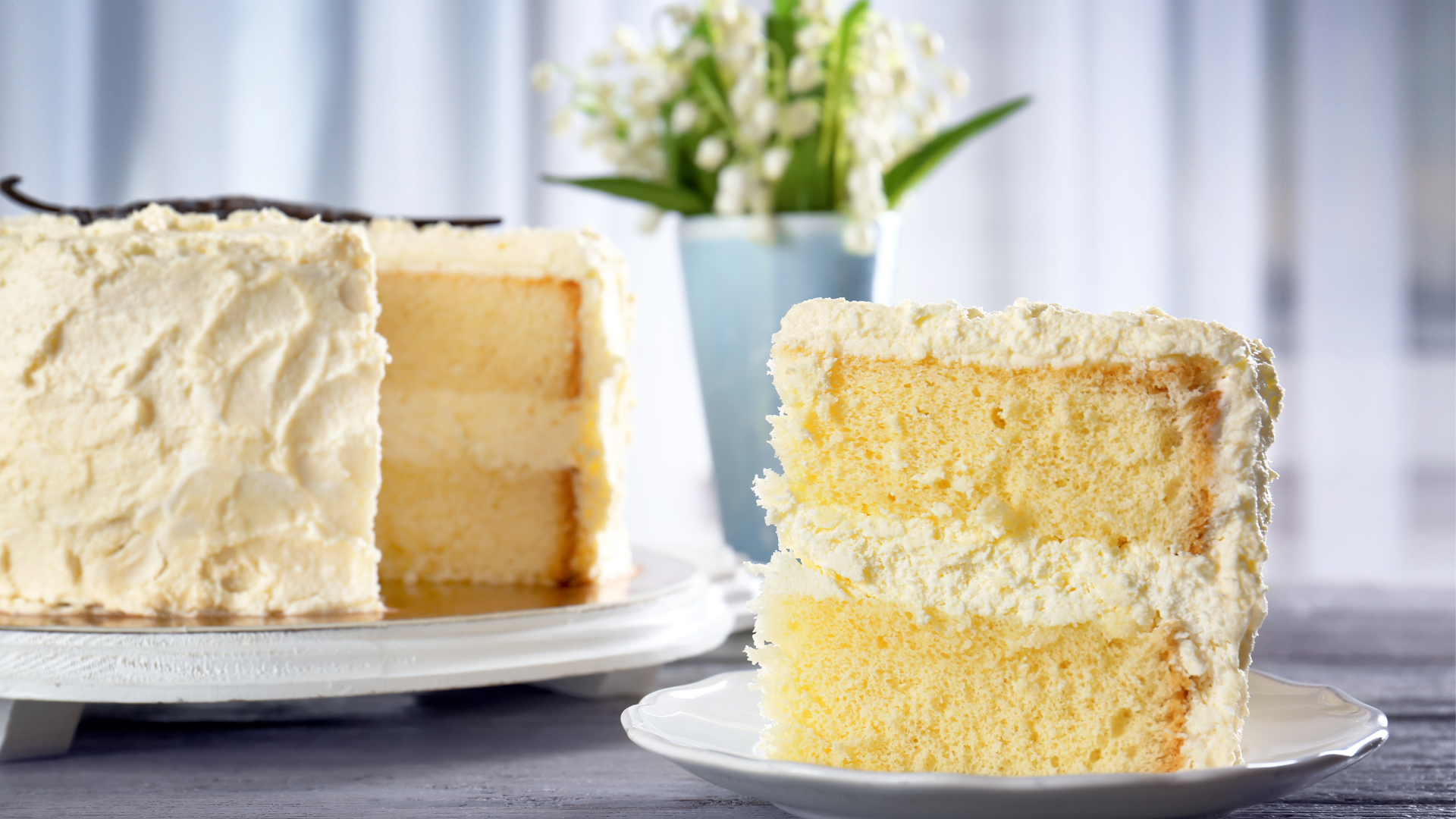 1. Ice Cream Vanilla Cake
