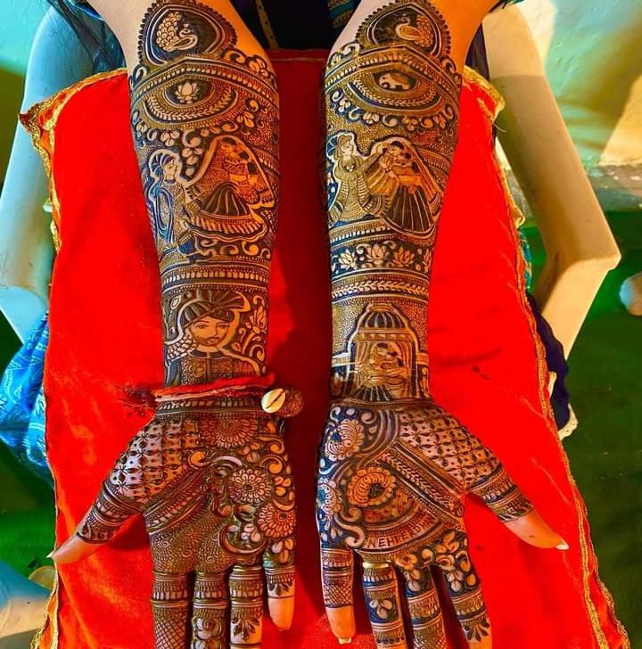 Detailed henna pattern