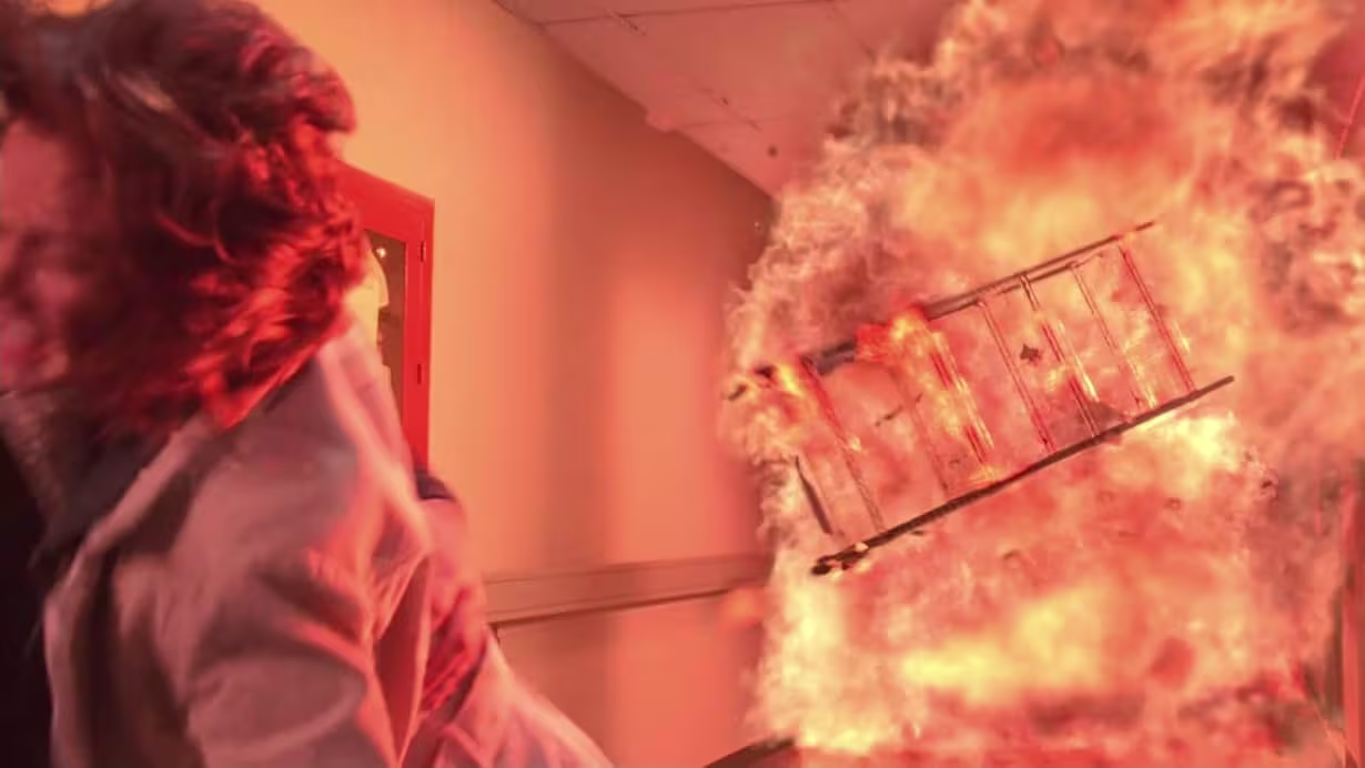 Screenshot from Final Destination 2 (2003) Dual Audio Hindi Dubbed Movie Download 480p 720p 1080p
