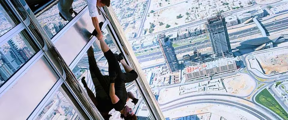 Screenshot from Mission: Impossible - Ghost Protocol (2011) Dual Audio Hindi Dubbed Movie Download 480p 720p 1080p