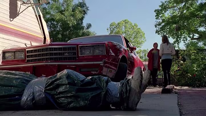 Screenshot from Breaking Bad Season 1 Complete Hindi Dubbed Dual Audio Download or Watch Online 720p