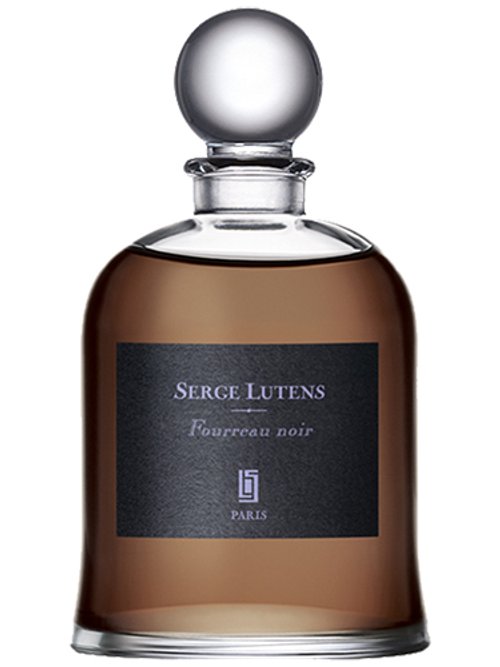 Fourreau Noir by Serge Lutens