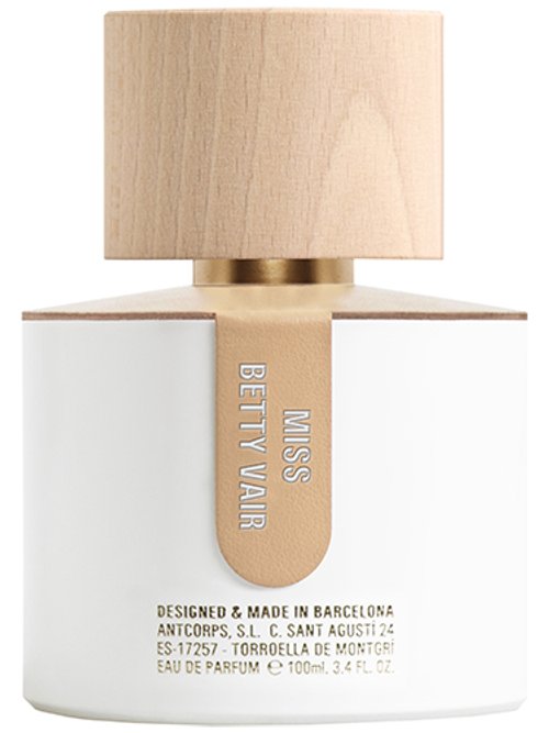 Miss Betty Vair by Santi Burgas