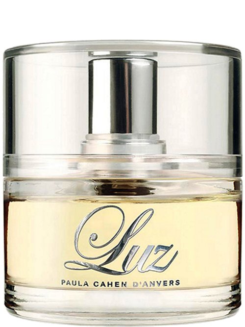 Luz by Paula Cahen D'Anvers