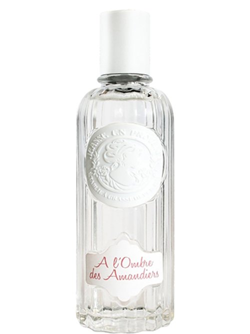 A L'Ombre Des Amandiers by Jeanne En Provence