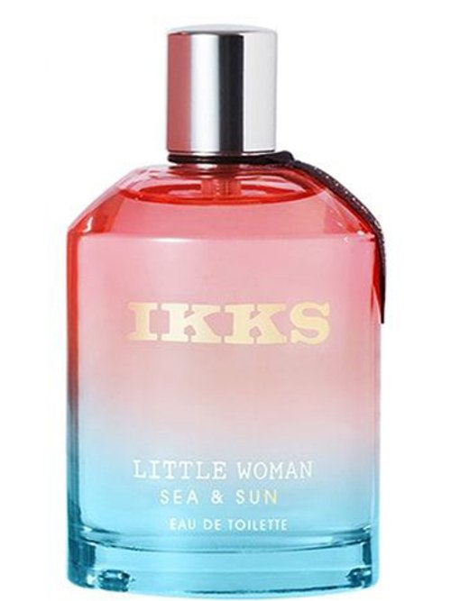 Little Woman Sea & Sun by Ikks