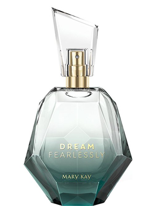 Dream Fearlessly by Mary Kay