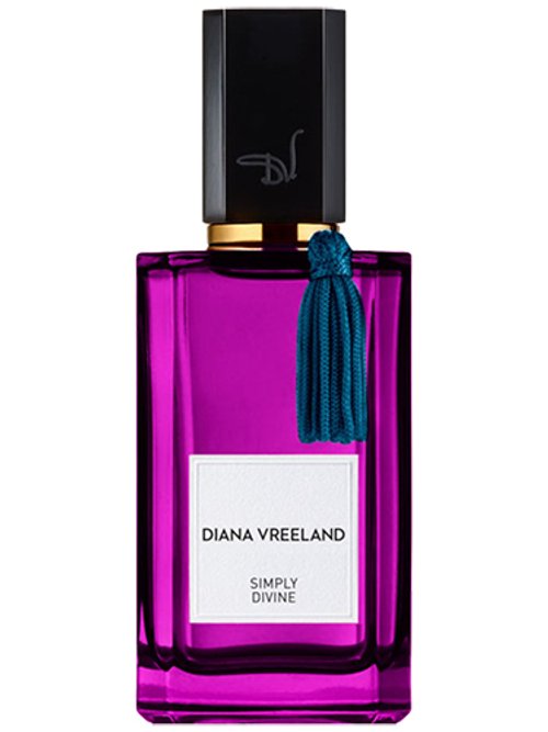 Simply Divine by Diana Vreeland