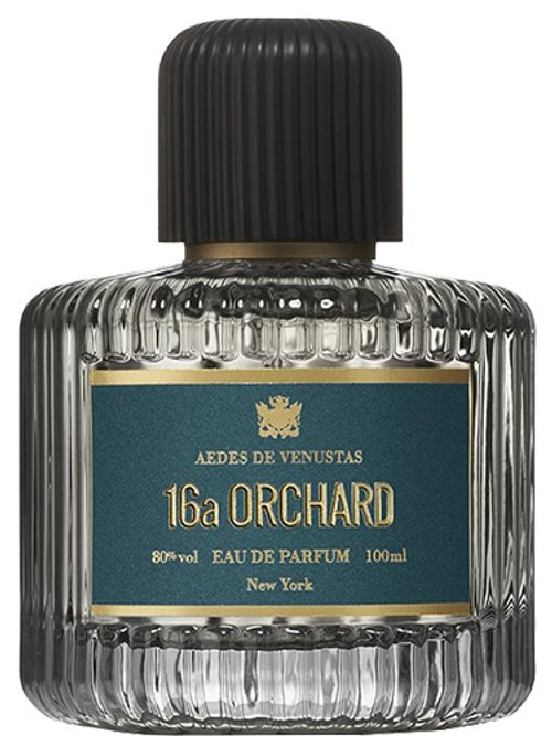 16A Orchard by Aedes De Venustas