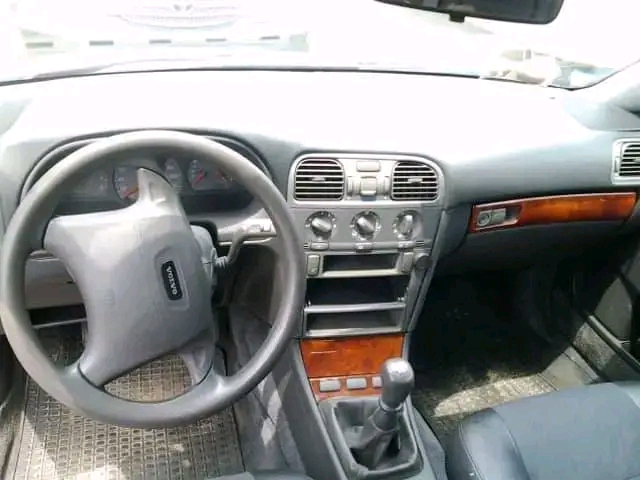 Volvo V4 wagon - Image 2