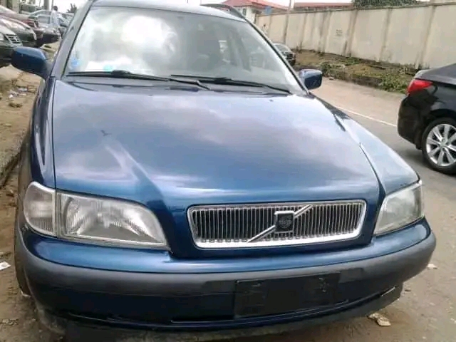 Volvo V4 wagon - Image 5