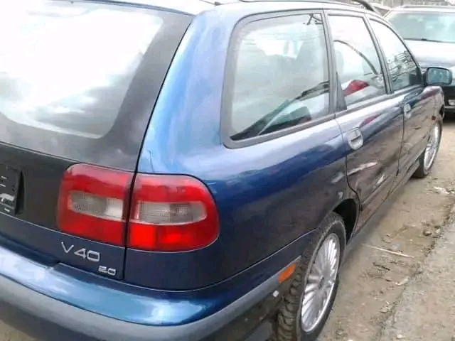 Volvo V4 wagon - Image 6