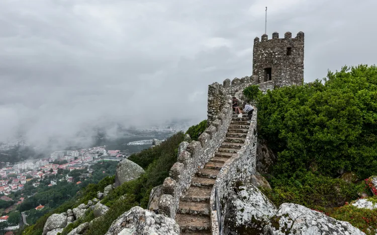 Best Day Trips from Lisbon: 8 Destinations Worth Your Time (2026)