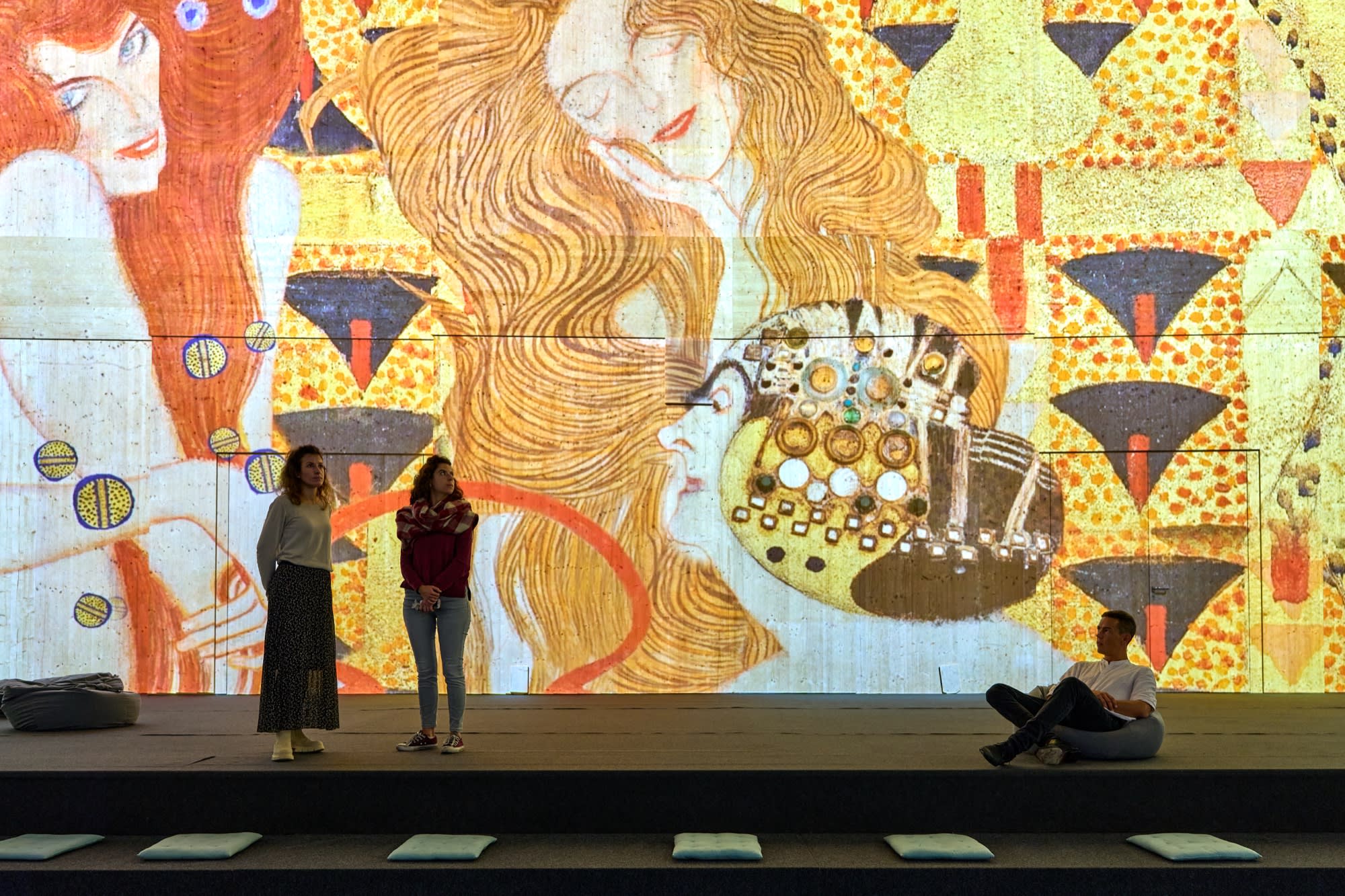 KLIMT'S KISS