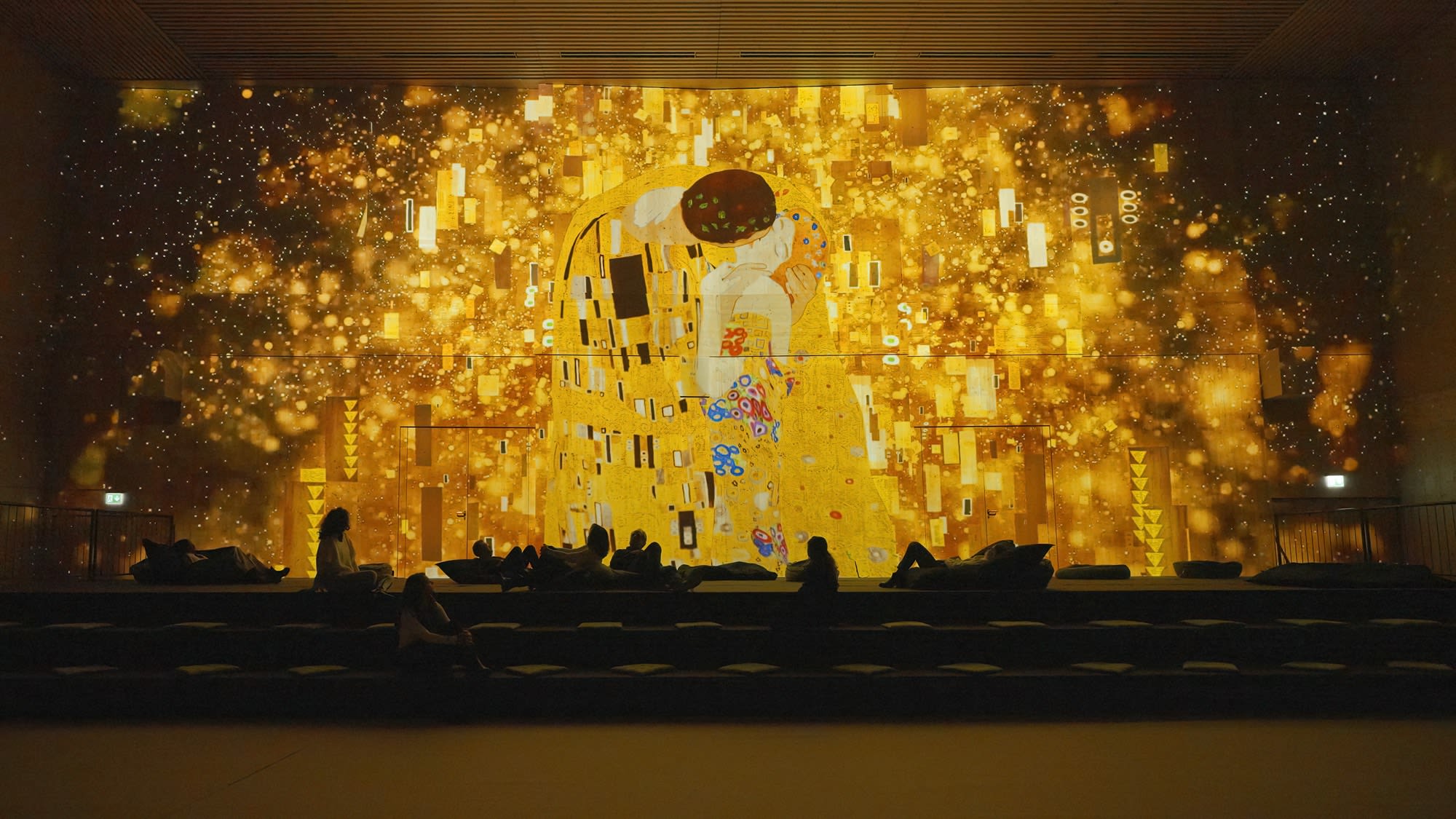 KLIMT'S KISS, Immersive experience by PROJEKTIL (image 2)