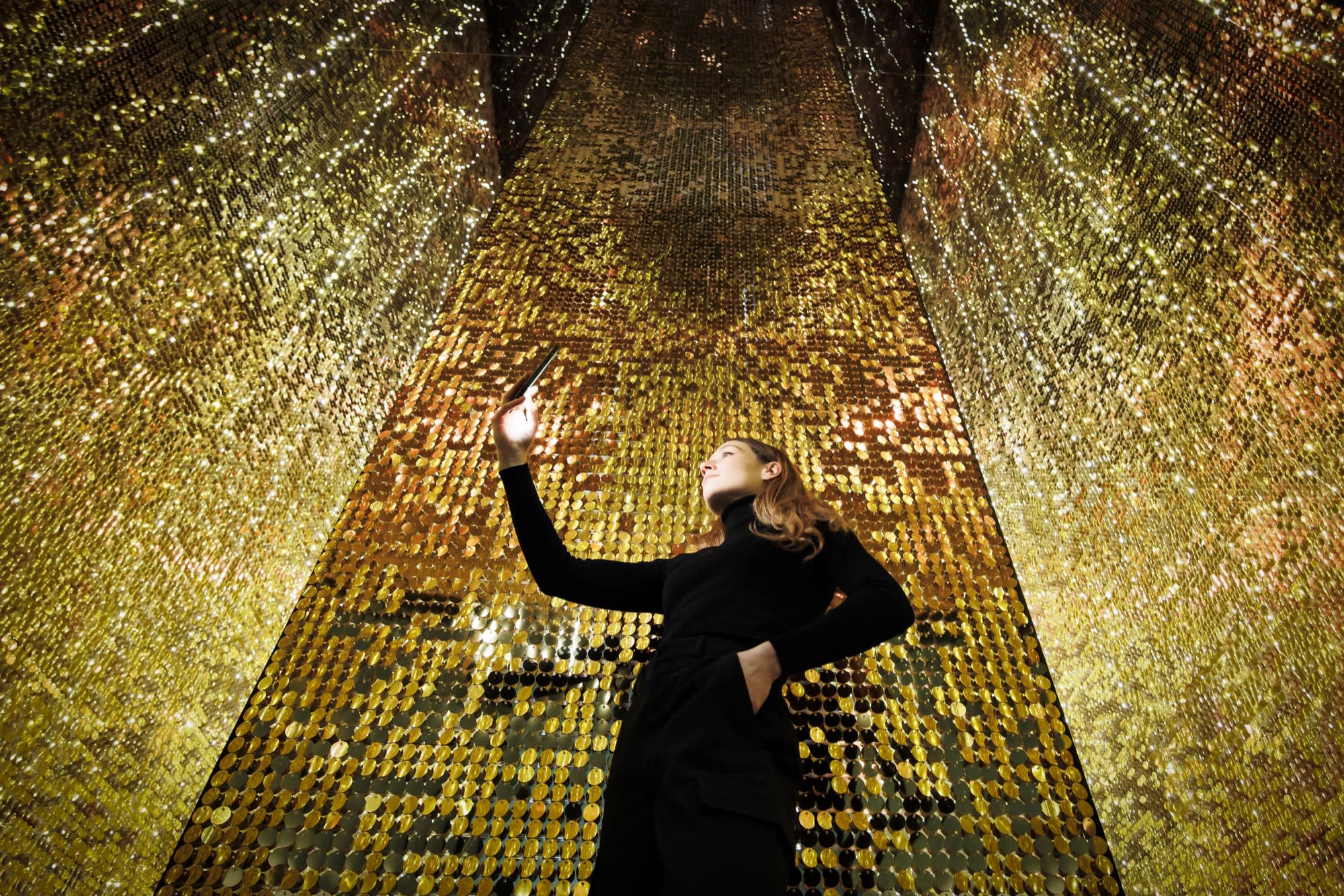 KLIMT'S KISS, Immersive experience by PROJEKTIL (image 3)
