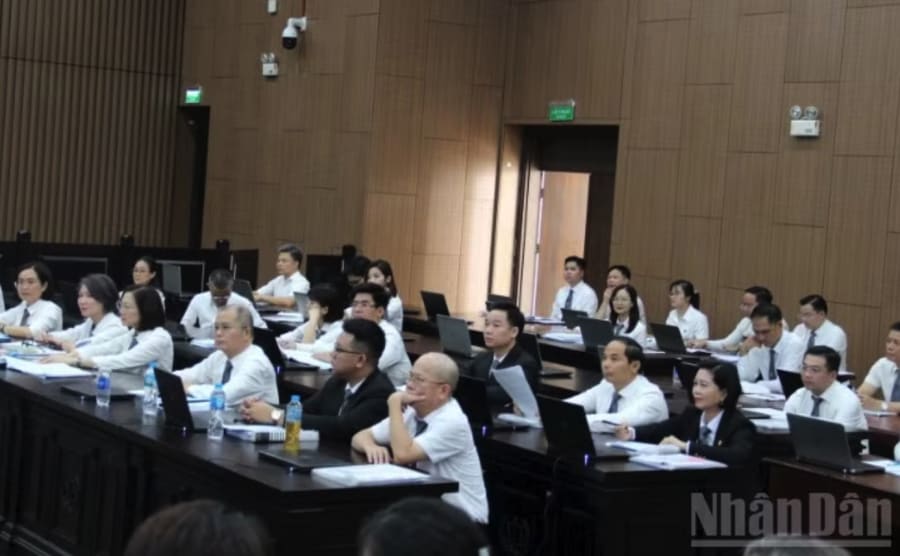 Các luật sư tham gia một phiên tòa tại Tòa án nhân dân thành phố Hà Nội.