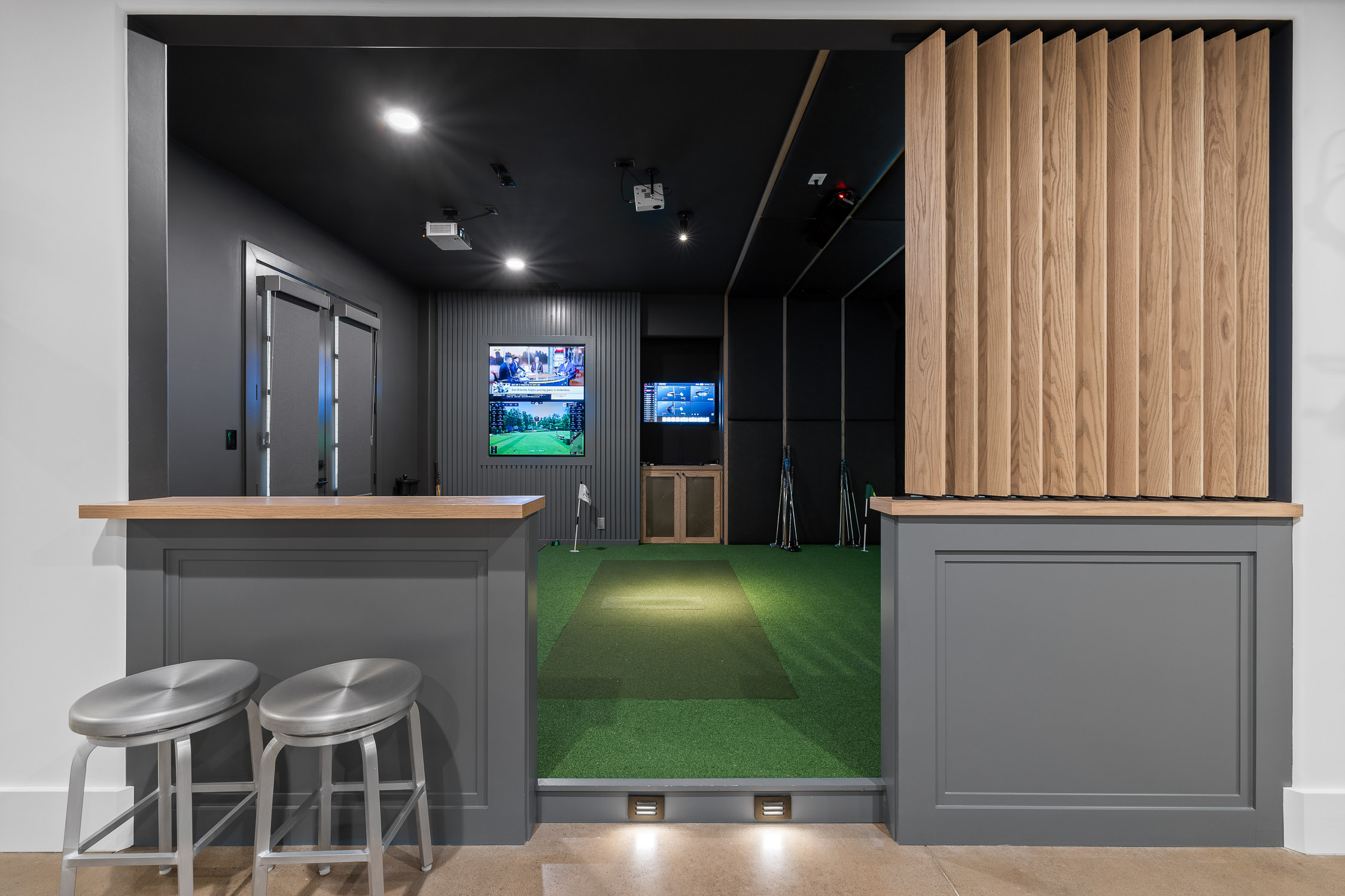 Where to Put Your Golf Simulator: A Hole-in-One Guide to Location