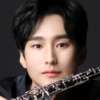 Portrait of Donghwi Kang