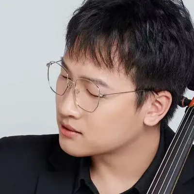 Portrait of Haomiao Cao