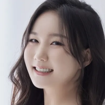 Portrait of Jiwon Choi
