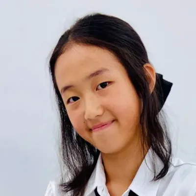 Portrait of Isabelle Wyen-Lam, Yong