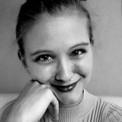 Portrait of Kíra Raposa