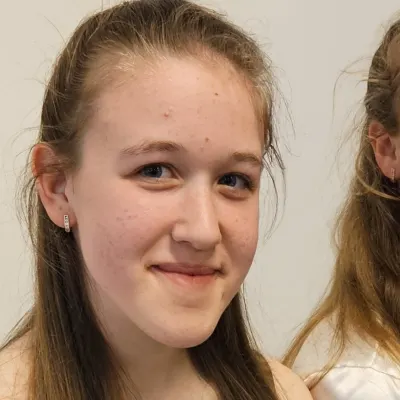 Portrait of Lili Csordás – Hédi Radák Piano Duo