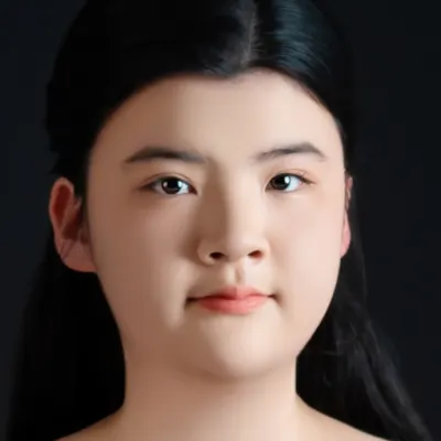 Portrait of Lilian Qiu