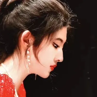 Portrait of Shiqin Huan