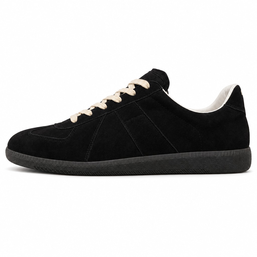 Maison Margiela-ის შავი დაბალყელიანი კედები კრემისფერი თასმებით და შავი ძირით