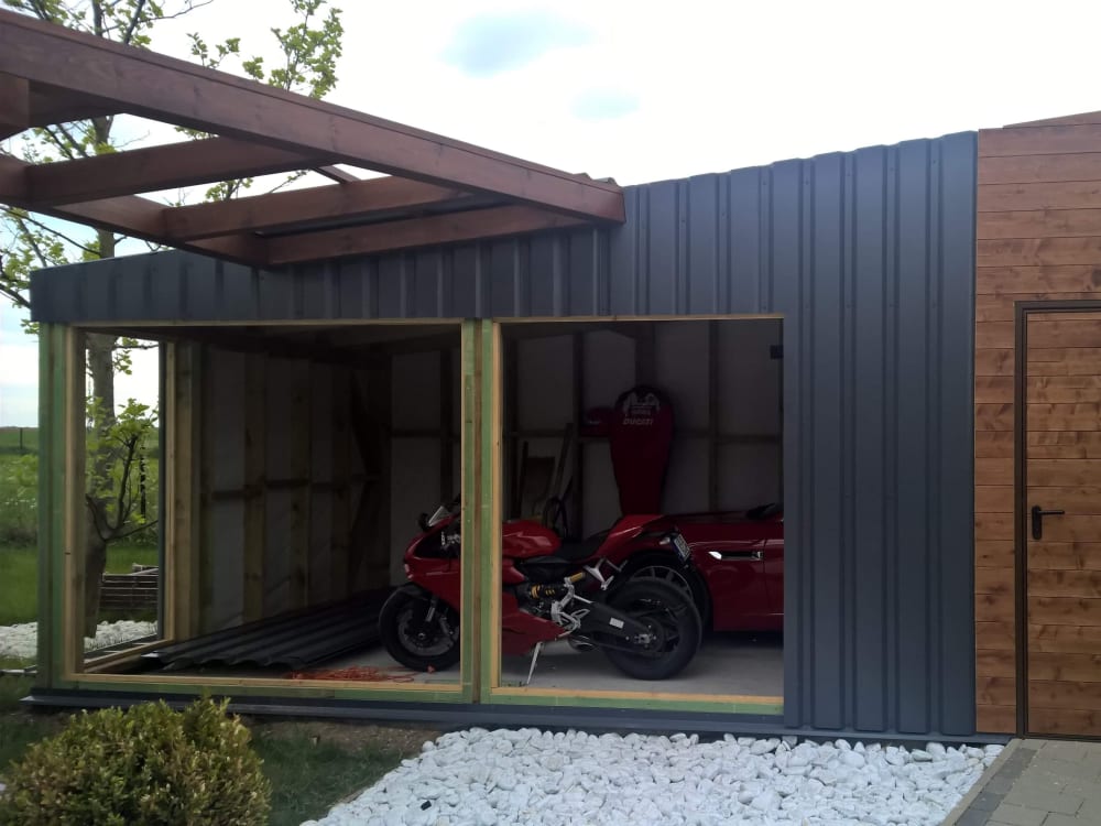 Lightweight timber garage in Sennwald - After completion - Image 1