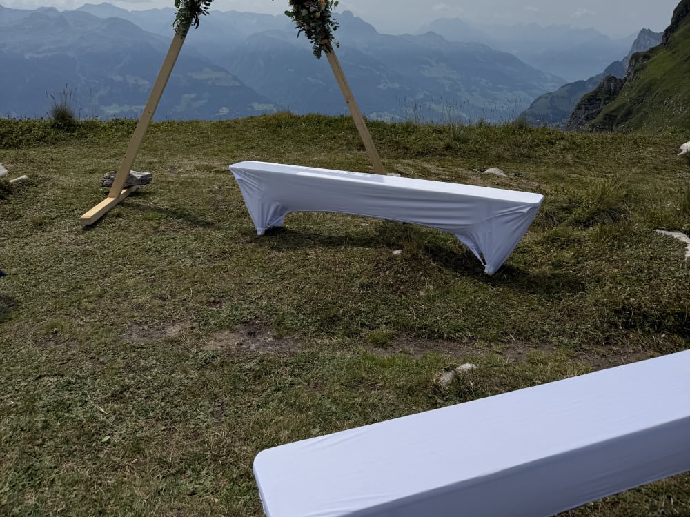 Traubogen in Unterwasser aus Holz - Nach der Ausführung - Bild 1