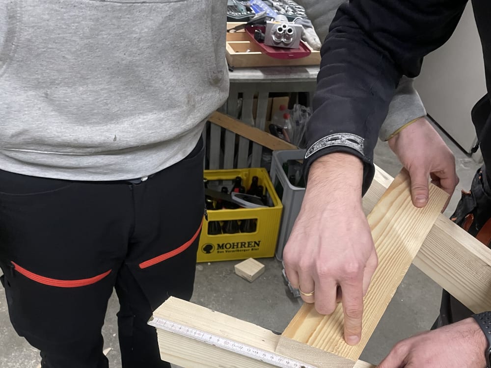 Montagebock aus Massivholz für Werkstatt - Vor der Ausführung - Bild 2