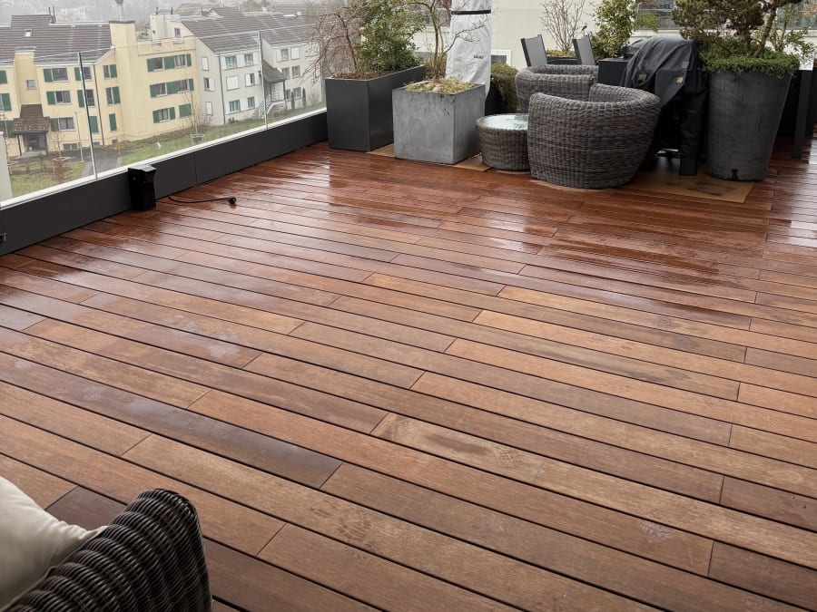 Terrace deck rebuilt in Wil, Wil (SG), CH