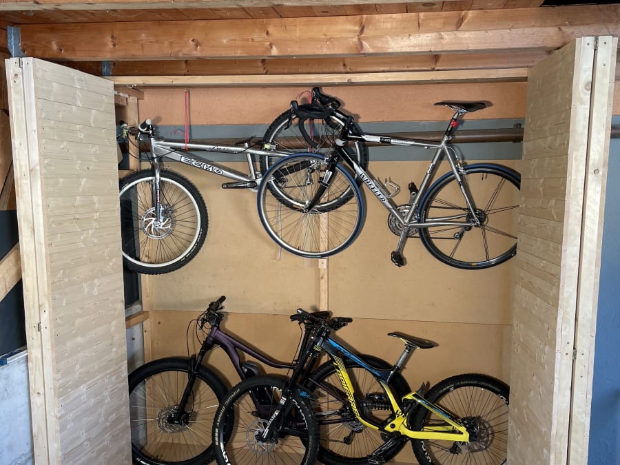 Timber bike shed in Gams, Gams (SG), CH