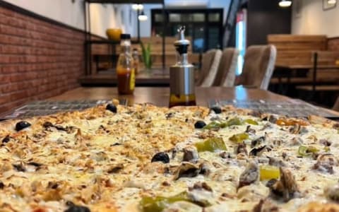 Only Pizza