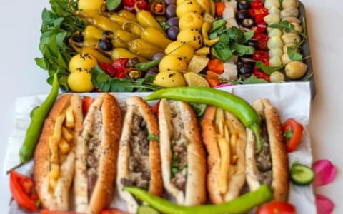 Aidi Olives الزيتون