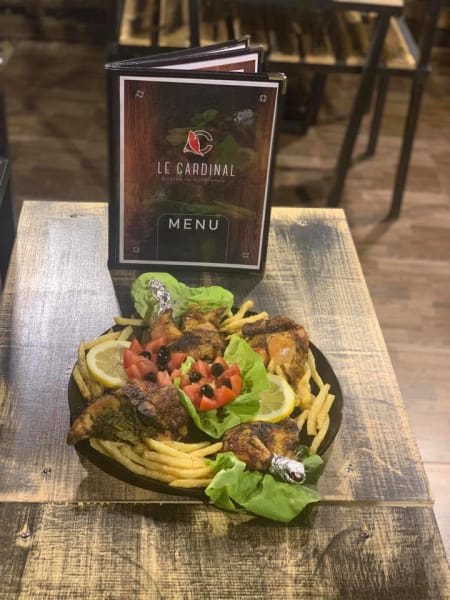 Le Cardinal 8