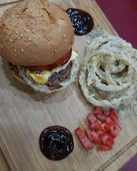 Jil's Burger 11