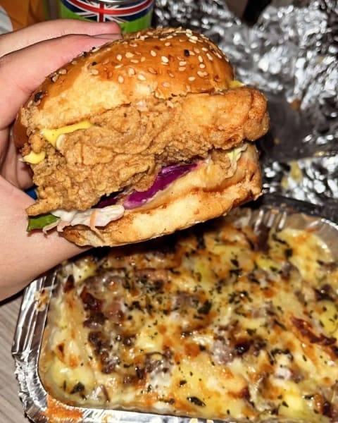 Burger & Broast
