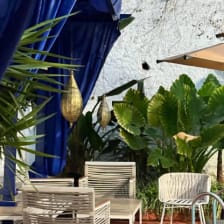 Dwiret el Azz, restaurant à Hydra 6