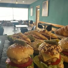 WoodCup Coffee house, restaurant à Bordj el Kiffan 3