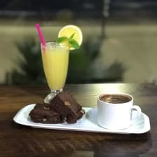 WoodCup Coffee house, restaurant à Bordj el Kiffan 4