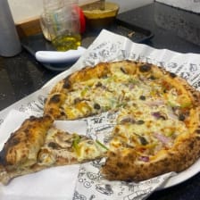 Pizza Givanni, restaurant à Bordj El Bahri 1